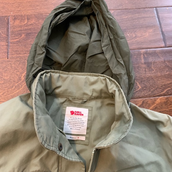 Fjallraven Women’s Raven Original field jacket in Green Size S - Picture 13 of 15